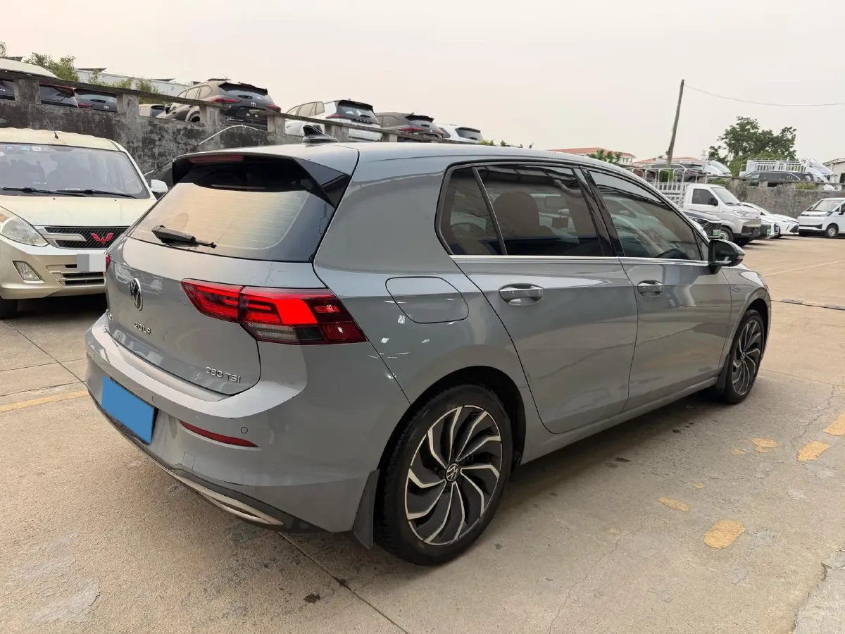 2023 Volkswagen Golf 1.4T 150HP L4 7DCT,autocango,china used car exporter,china ev exporter,chinese used car exporter,chinese used ev exporter