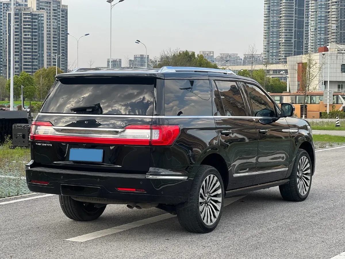2020 Lincoln Navigator 3.5T 388HP V6 10AT,autocango,china used car exporter,china ev exporter,chinese used car exporter,chinese used ev exporter