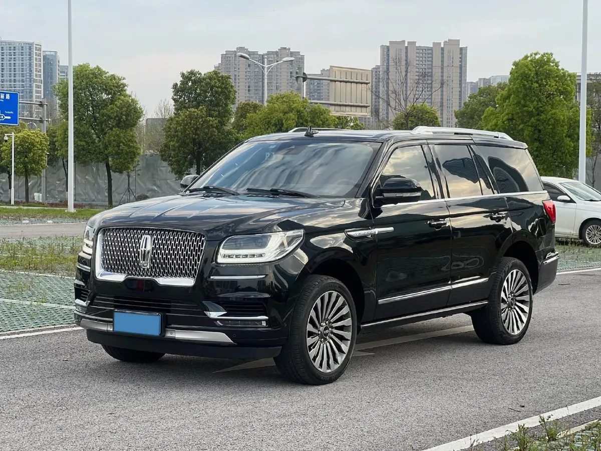 2020 Lincoln Navigator 3.5T 388HP V6 10AT,autocango,china used car exporter,china ev exporter,chinese used car exporter,chinese used ev exporter