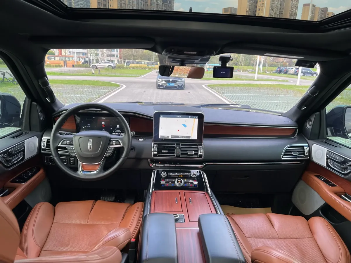 2020 Lincoln Navigator 3.5T 388HP V6 10AT,autocango,china used car exporter,china ev exporter,chinese used car exporter,chinese used ev exporter