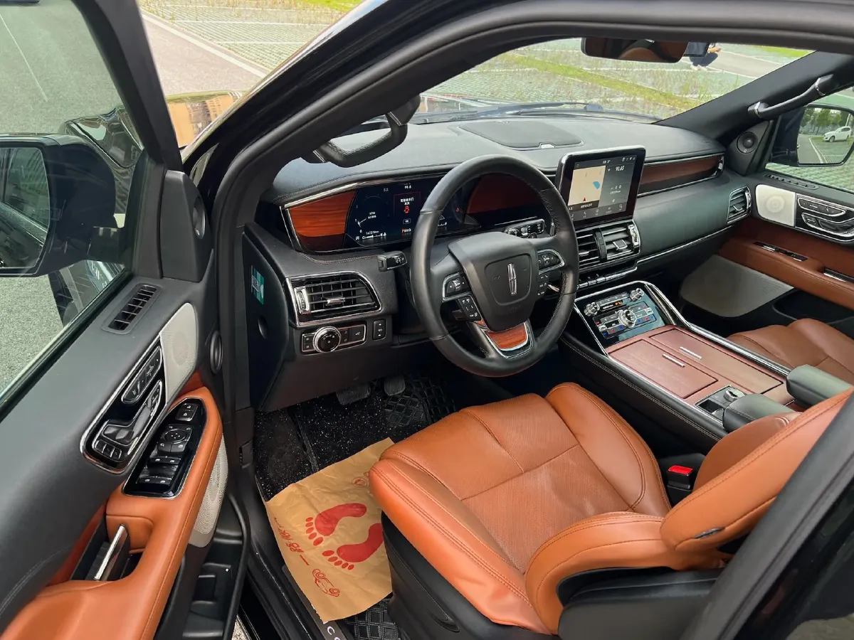 2020 Lincoln Navigator 3.5T 388HP V6 10AT,autocango,china used car exporter,china ev exporter,chinese used car exporter,chinese used ev exporter