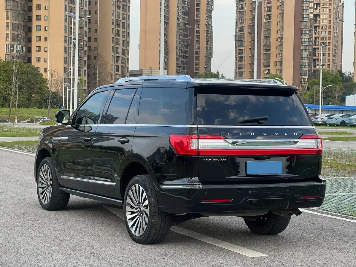 2020 Lincoln Navigator 3.5T 388HP V6 10AT,autocango,china used car exporter,china ev exporter,chinese used car exporter,chinese used ev exporter
