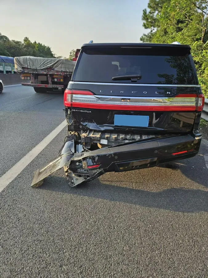 2020 Lincoln Navigator 3.5T 388HP V6 10AT,autocango,china used car exporter,china ev exporter,chinese used car exporter,chinese used ev exporter