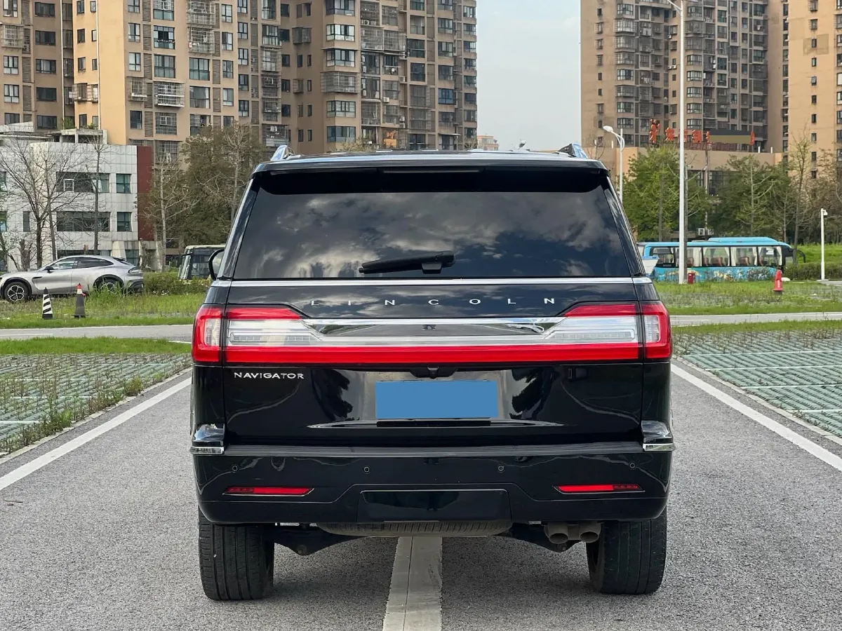 2020 Lincoln Navigator 3.5T 388HP V6 10AT,autocango,china used car exporter,china ev exporter,chinese used car exporter,chinese used ev exporter