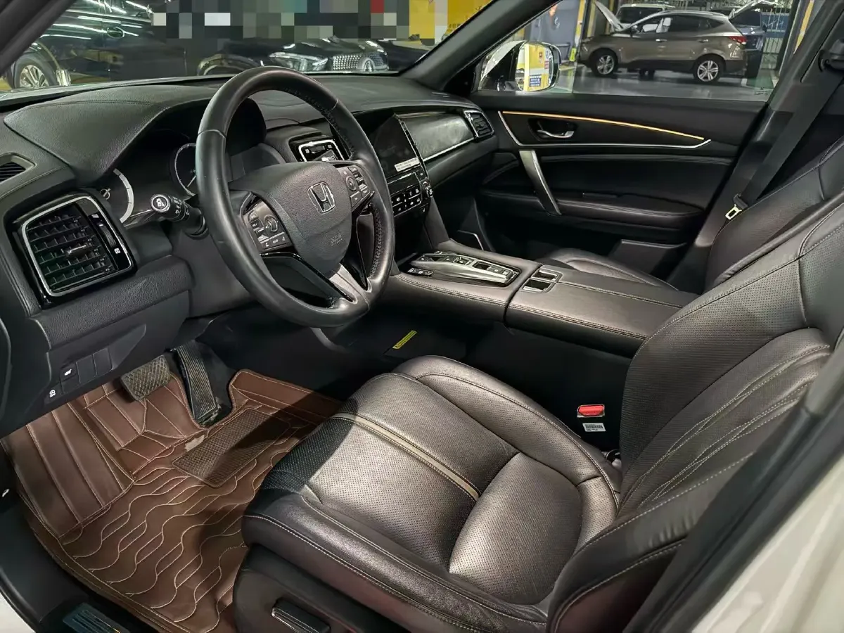 2020 Honda UR-V 2.0T 272HP L4 9AT,autocango,china used car exporter,china ev exporter,chinese used car exporter,chinese used ev exporter