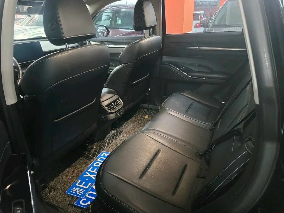 2022 Haval H6 1.5T 184HP L4 7DCT,autocango,china used car exporter,china ev exporter,chinese used car exporter,chinese used ev exporter