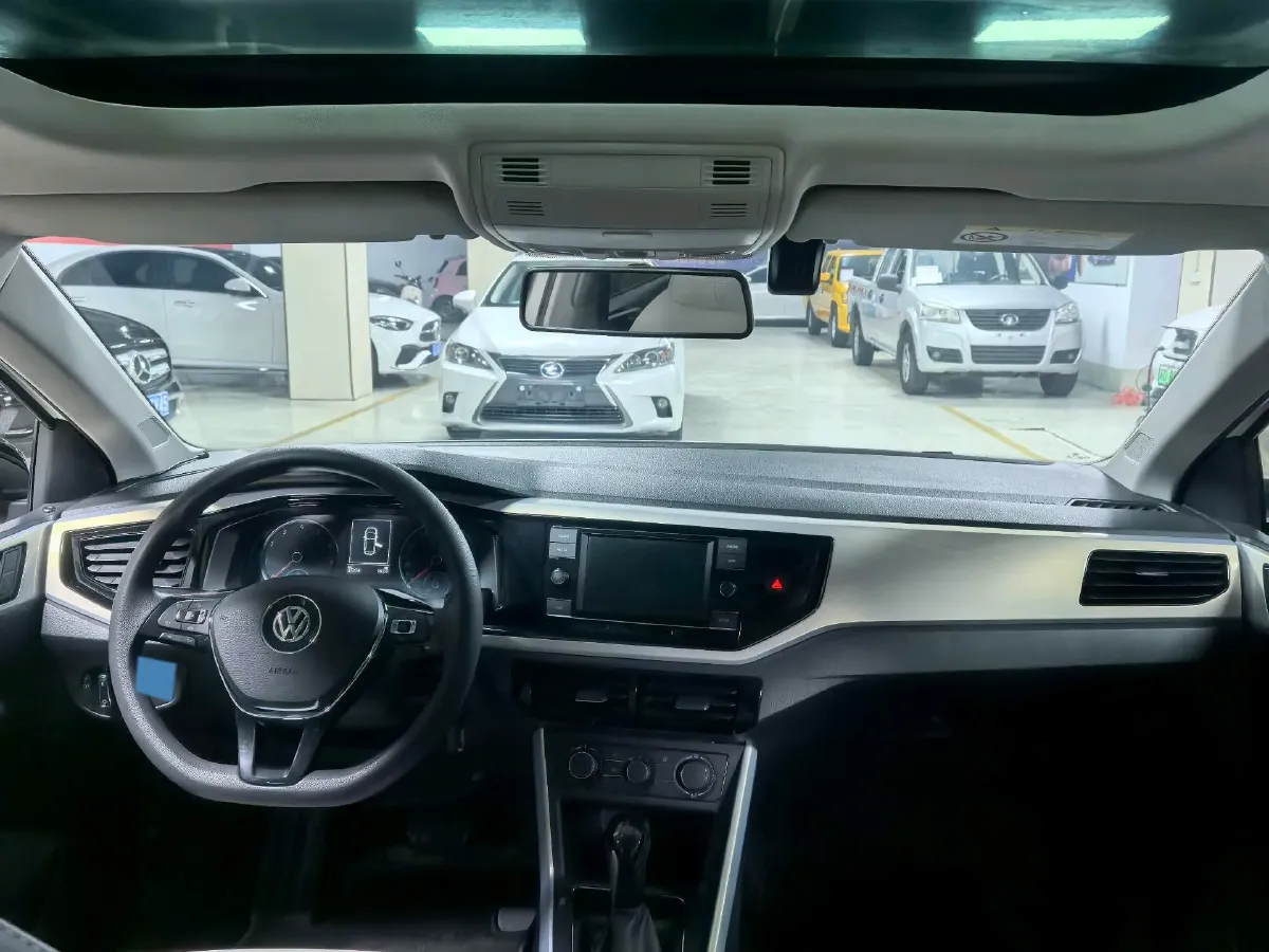 2019 Volkswagen Polo 1.5L 113HP L4 6AT,autocango,china used car exporter,china ev exporter,chinese used car exporter,chinese used ev exporter