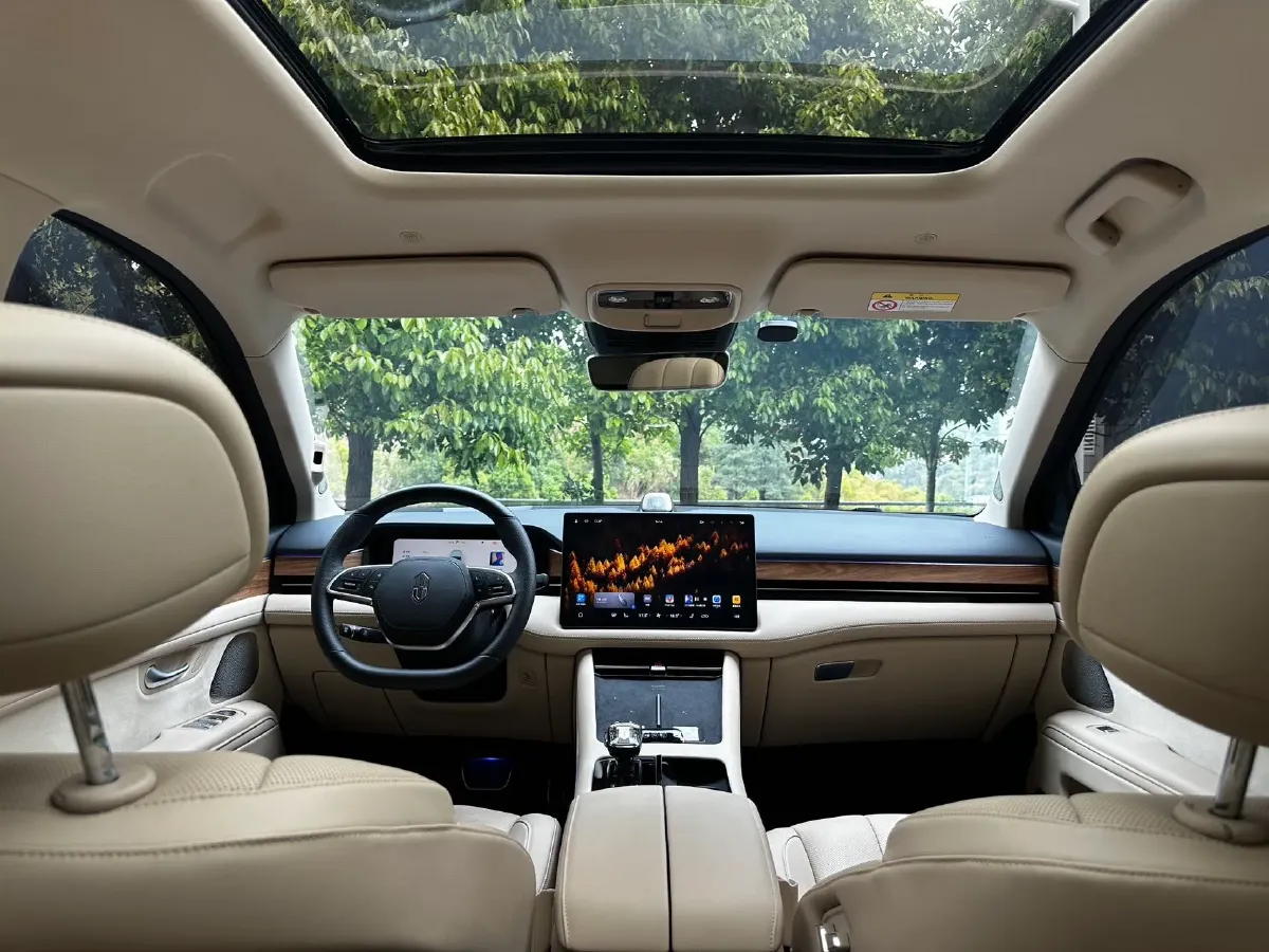 2022 Volvo S60 2.0T 197HP L4 8AT,autocango,china used car exporter,china ev exporter,chinese used car exporter,chinese used ev exporter