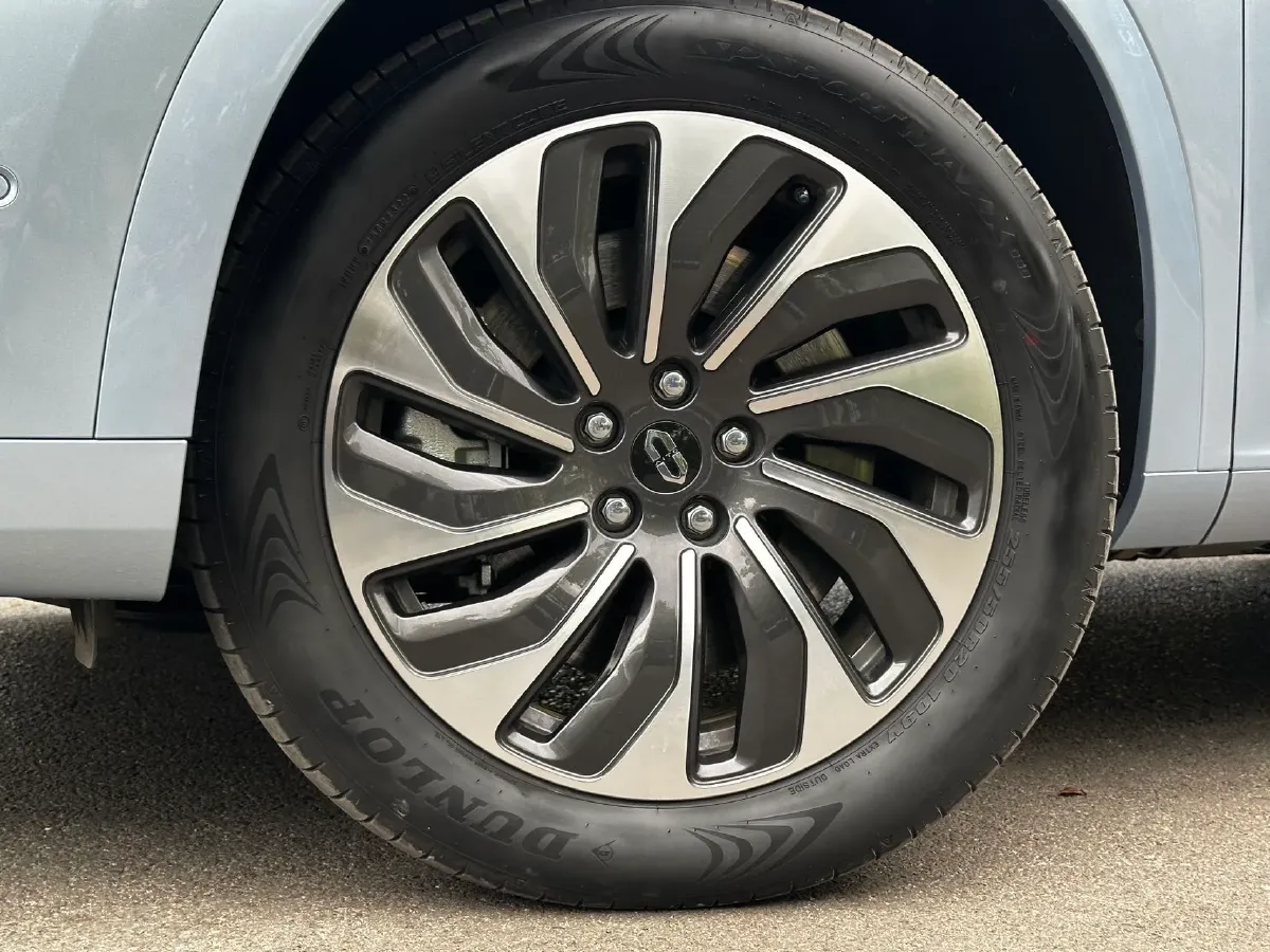 2022 Volvo S60 2.0T 197HP L4 8AT,autocango,china used car exporter,china ev exporter,chinese used car exporter,chinese used ev exporter