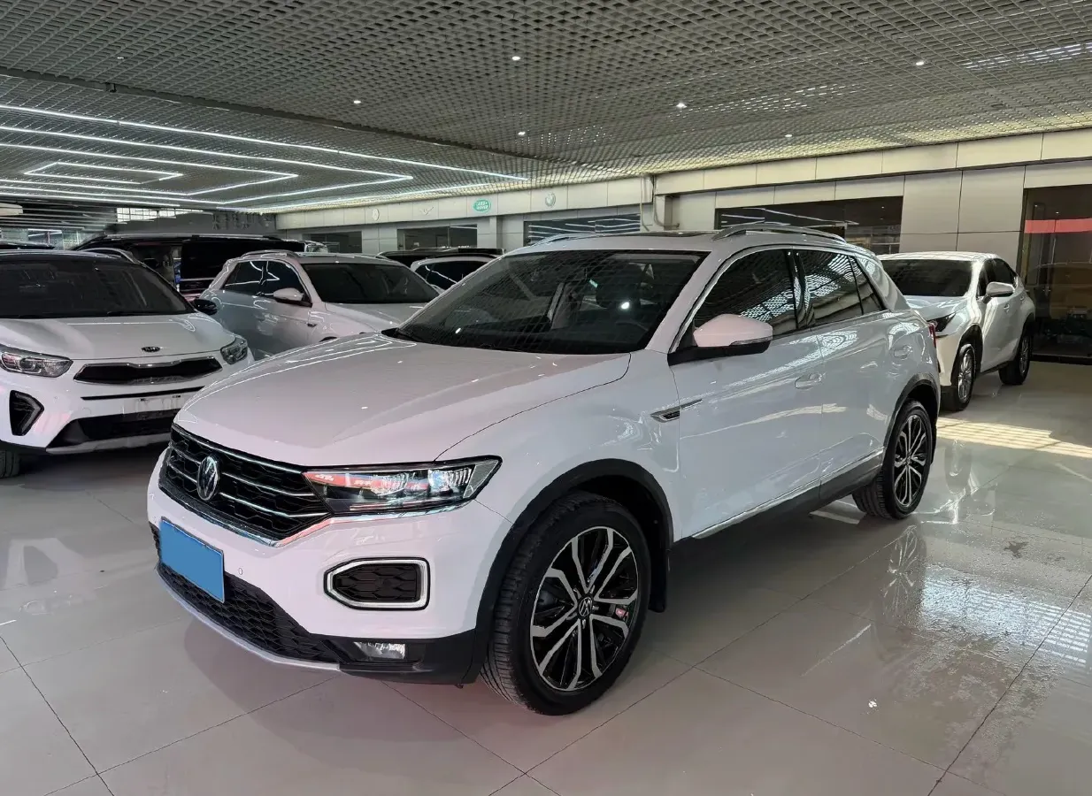 2022 Volkswagen T-Roc 1.4T 150HP L4 7DCT,autocango,china used car exporter,china ev exporter,chinese used car exporter,chinese used ev exporter