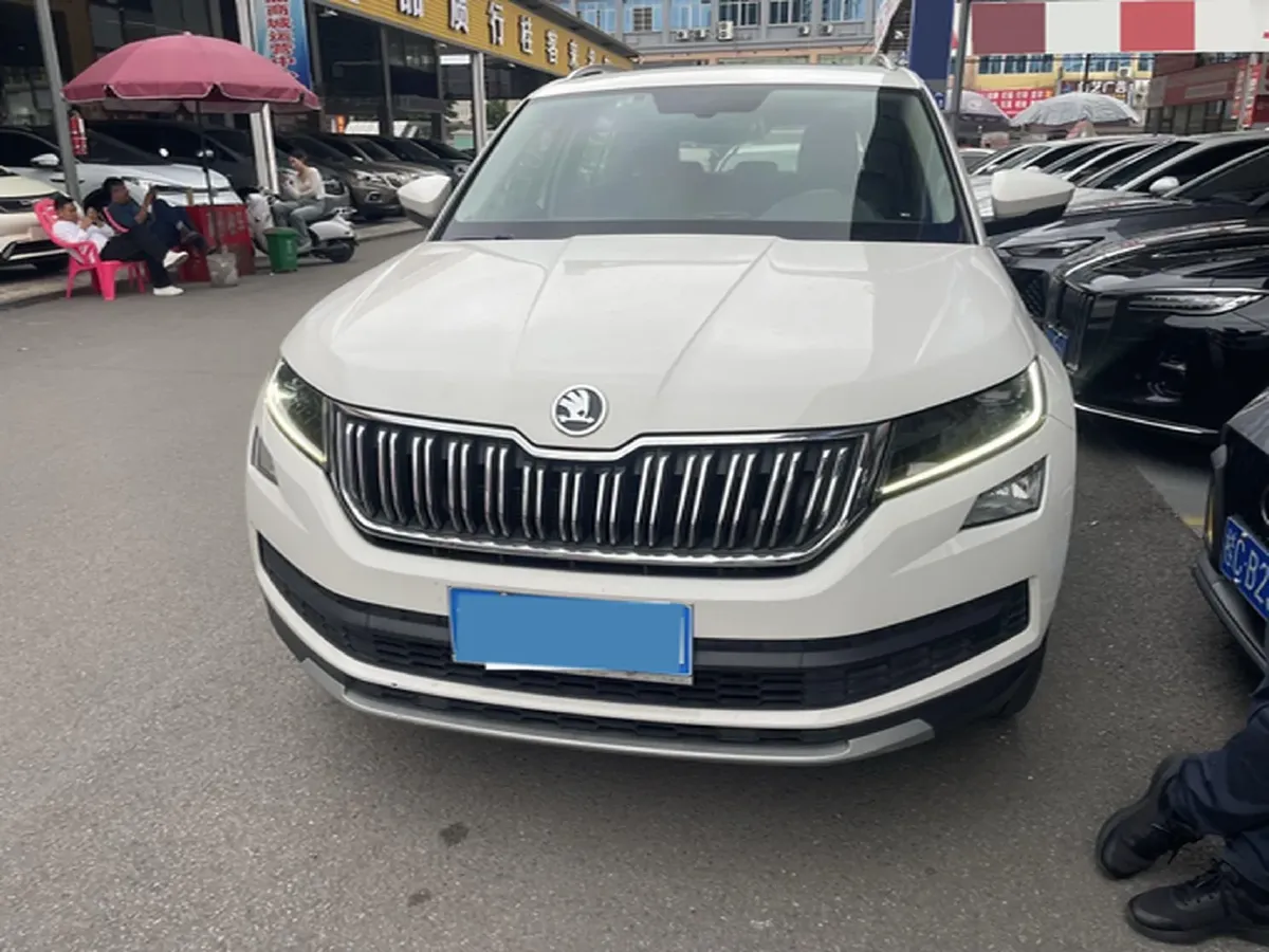 2018 Skoda Kodiak 1.8T 180HP L4 7DCT,autocango,china used car exporter,china ev exporter,chinese used car exporter,chinese used ev exporter