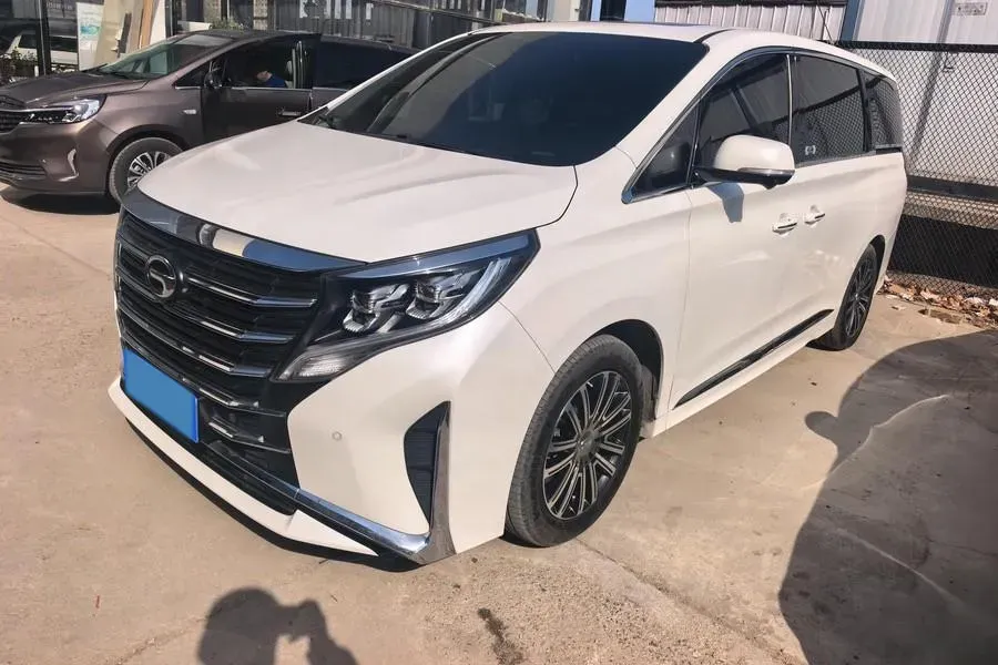 2021 GAC Trumpchi M8 2.0T 252HP L4 8AT,autocango,china used car exporter,china ev exporter,chinese used car exporter,chinese used ev exporter