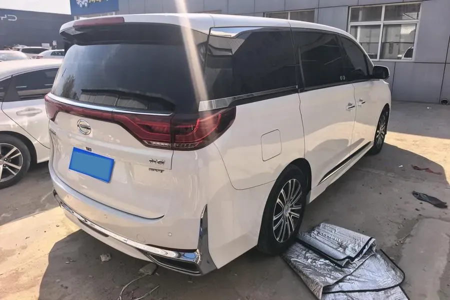2021 GAC Trumpchi M8 2.0T 252HP L4 8AT,autocango,china used car exporter,china ev exporter,chinese used car exporter,chinese used ev exporter