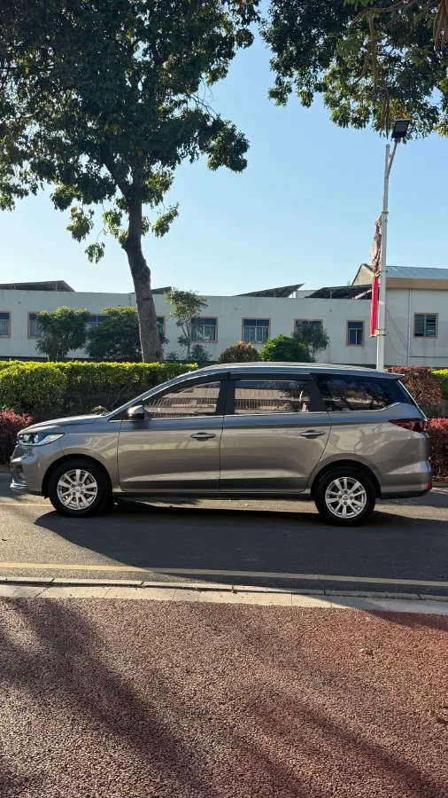 2018 BaoJun 360 1.5L 112HP L4 6MT,autocango,china used car exporter,china ev exporter,chinese used car exporter,chinese used ev exporter