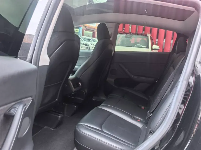 2022 Tesla Model Y BEV 60KWH,autocango,china used car exporter,china ev exporter,chinese used car exporter,chinese used ev exporter