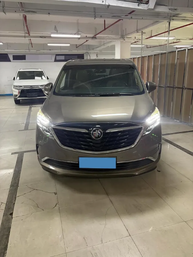 2021 Buick GL8 2.0T 237HP L4 9AT,autocango,china used car exporter,china ev exporter,chinese used car exporter,chinese used ev exporter