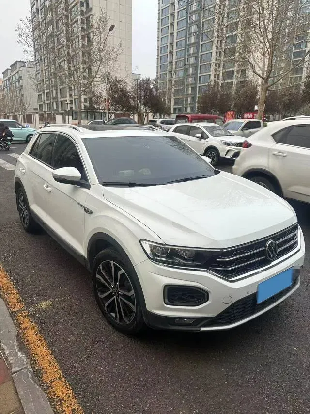 2022 Volkswagen T-Roc 1.4T 150HP L4 7DCT,autocango,china used car exporter,china ev exporter,chinese used car exporter,chinese used ev exporter