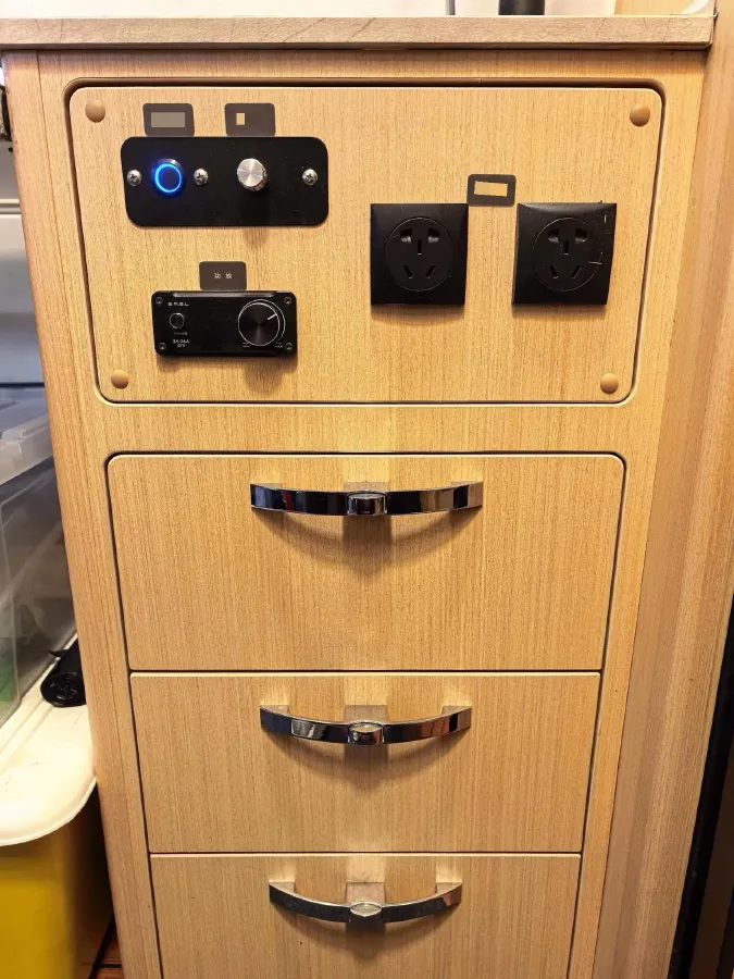 2023 MAXUS XinTu V80 2.0T 139HP L4 6MT,autocango,china used car exporter,china ev exporter,chinese used car exporter,chinese used ev exporter