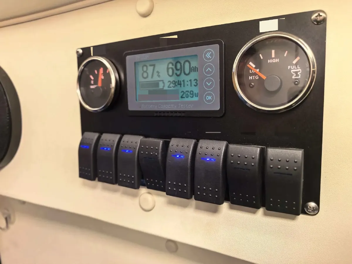 2023 MAXUS XinTu V80 2.0T 139HP L4 6MT,autocango,china used car exporter,china ev exporter,chinese used car exporter,chinese used ev exporter