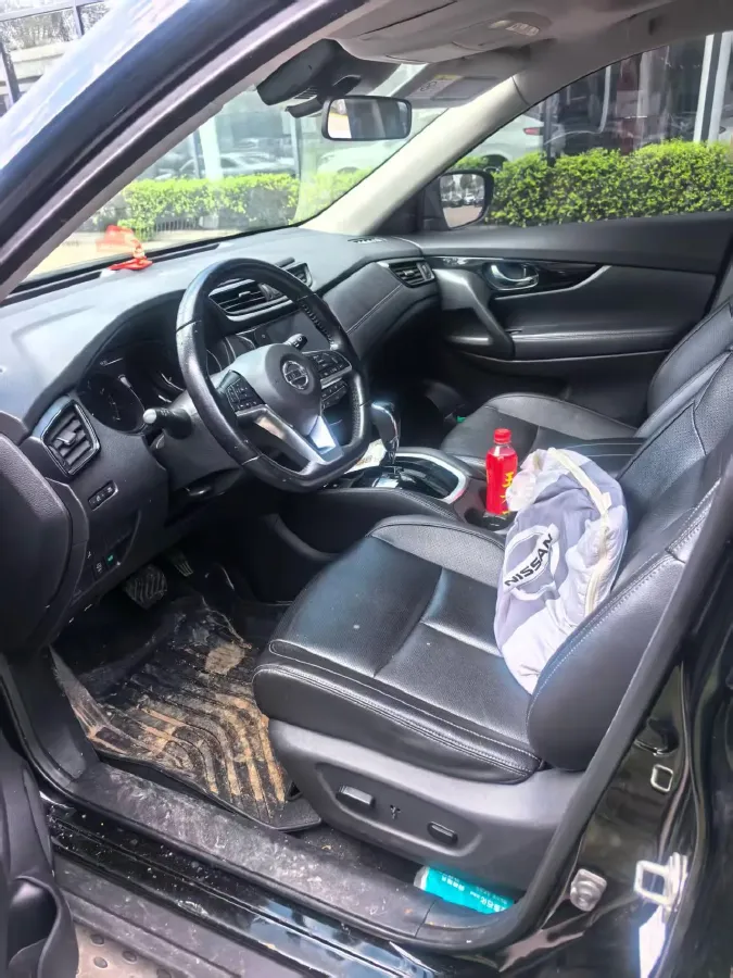 2021 Nissan X-Trail 2.0L 151HP L4 CVT,autocango,china used car exporter,china ev exporter,chinese used car exporter,chinese used ev exporter