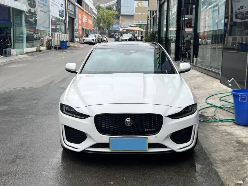 2021 Jaguar XEL 2.0T 250HP L4 8AT,autocango,china used car exporter,china ev exporter,chinese used car exporter,chinese used ev exporter