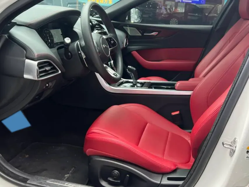 2021 Jaguar XEL 2.0T 250HP L4 8AT,autocango,china used car exporter,china ev exporter,chinese used car exporter,chinese used ev exporter