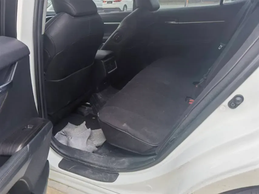 2023 Toyota Camry 2.5L 178HP L4 E-CVT Hybrid,autocango,china used car exporter,china ev exporter,chinese used car exporter,chinese used ev exporter