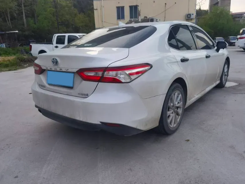 2023 Toyota Camry 2.5L 178HP L4 E-CVT Hybrid,autocango,china used car exporter,china ev exporter,chinese used car exporter,chinese used ev exporter