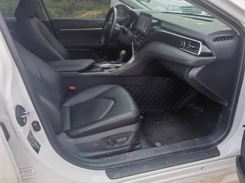 2023 Toyota Camry 2.5L 178HP L4 E-CVT Hybrid,autocango,china used car exporter,china ev exporter,chinese used car exporter,chinese used ev exporter