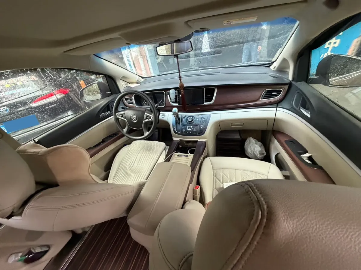 2018 Buick GL8 2.0T 260HP L4 6AT,autocango,china used car exporter,china ev exporter,chinese used car exporter,chinese used ev exporter