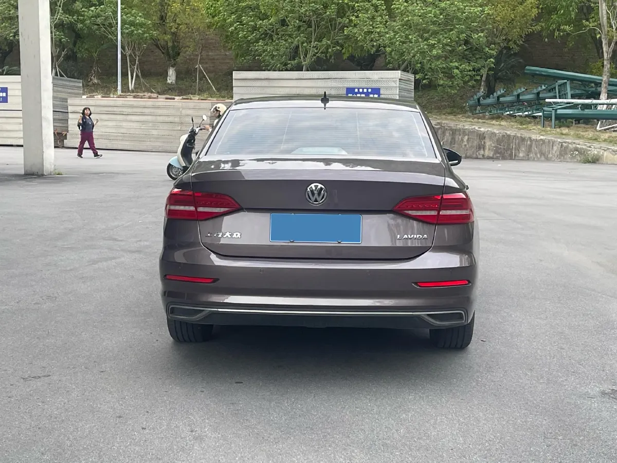 2018 Volkswagen Lavida 1.2T 116HP L4 7DCT,autocango,china used car exporter,china ev exporter,chinese used car exporter,chinese used ev exporter