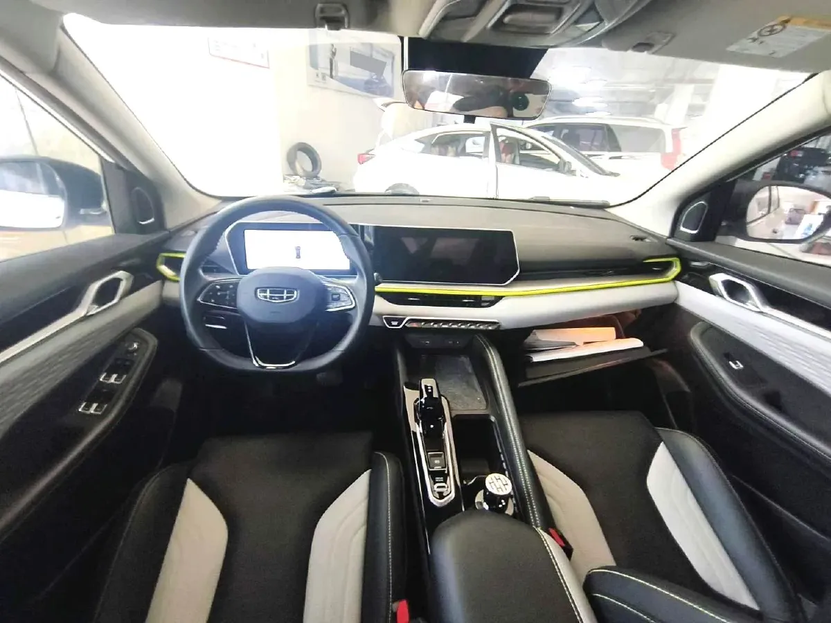 2022 Geely Coolray 1.5T 181HP L4 7DCT,autocango,china used car exporter,china ev exporter,chinese used car exporter,chinese used ev exporter