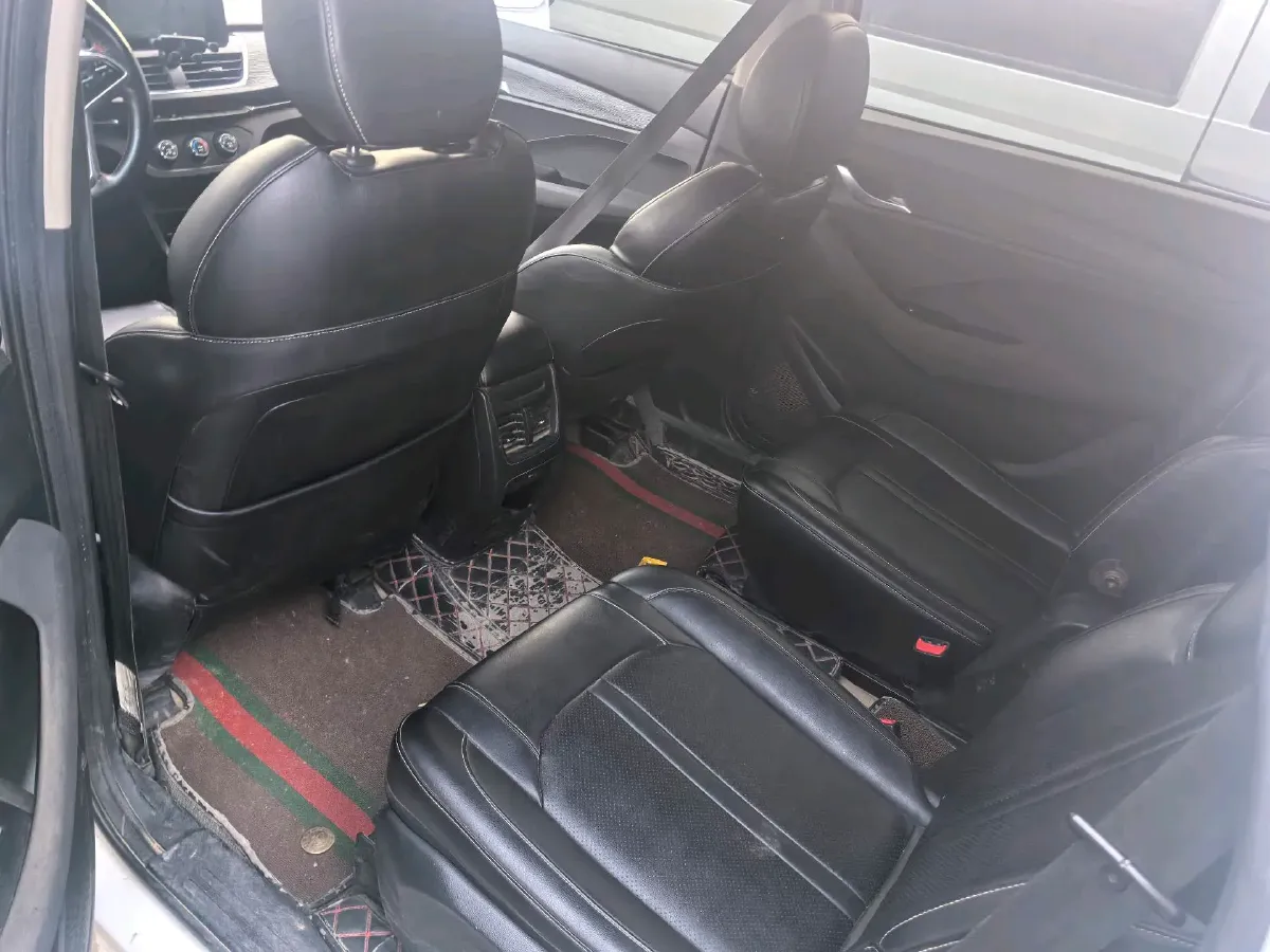 2018 BaoJun 360 1.5L 112HP L4 6MT,autocango,china used car exporter,china ev exporter,chinese used car exporter,chinese used ev exporter