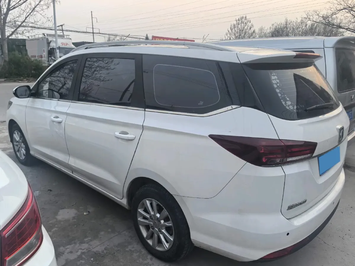 2018 BaoJun 360 1.5L 112HP L4 6MT,autocango,china used car exporter,china ev exporter,chinese used car exporter,chinese used ev exporter
