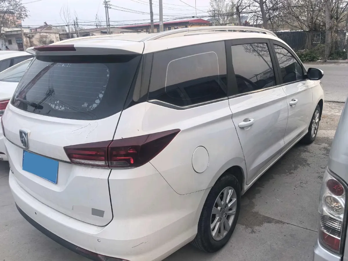 2018 BaoJun 360 1.5L 112HP L4 6MT,autocango,china used car exporter,china ev exporter,chinese used car exporter,chinese used ev exporter