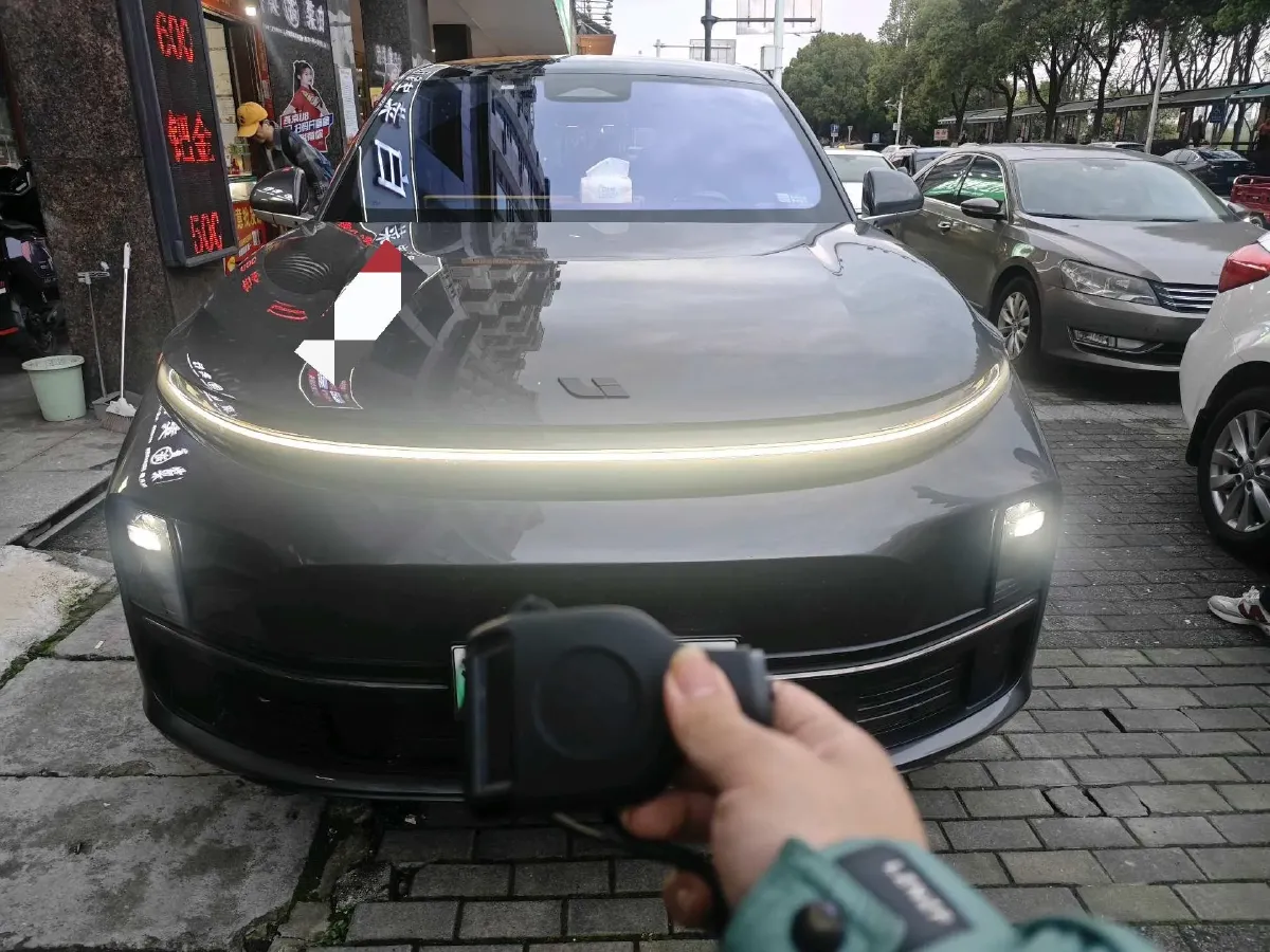 2024 Li L7 Range Extended 154HP REEV 42.8KWH,autocango,china used car exporter,china ev exporter,chinese used car exporter,chinese used ev exporter