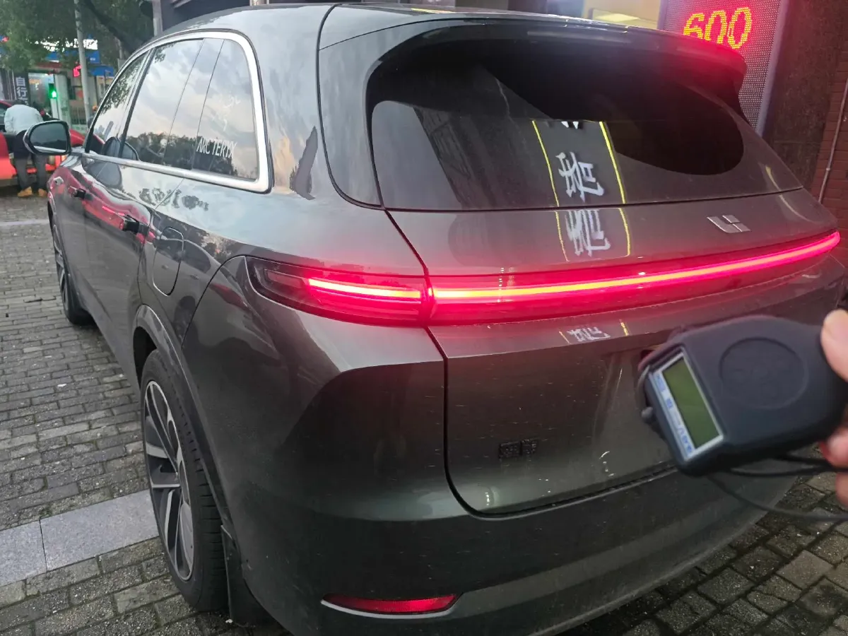 2024 Li L7 Range Extended 154HP REEV 42.8KWH,autocango,china used car exporter,china ev exporter,chinese used car exporter,chinese used ev exporter