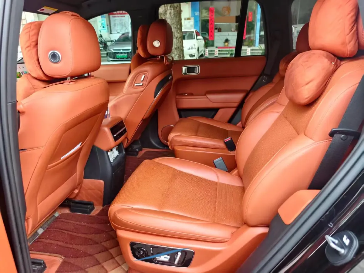 2023 Li L8 Range Extended 154HP REEV 40.9KWH,autocango,china used car exporter,china ev exporter,chinese used car exporter,chinese used ev exporter