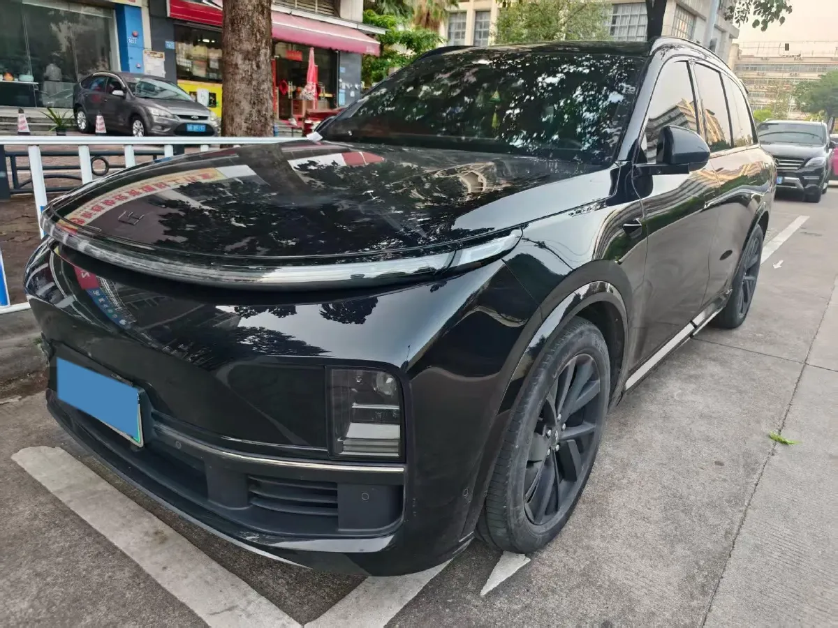 2023 Li L8 Range Extended 154HP REEV 40.9KWH,autocango,china used car exporter,china ev exporter,chinese used car exporter,chinese used ev exporter