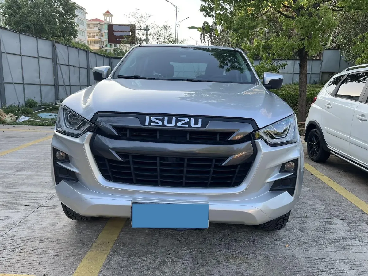 2023 JMC YuHu 7 2.0T 141HP L4 8AT,autocango,china used car exporter,china ev exporter,chinese used car exporter,chinese used ev exporter