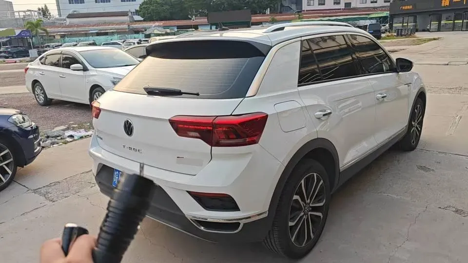 2022 Volkswagen T-Roc 1.4T 150HP L4 7DCT,autocango,china used car exporter,china ev exporter,chinese used car exporter,chinese used ev exporter