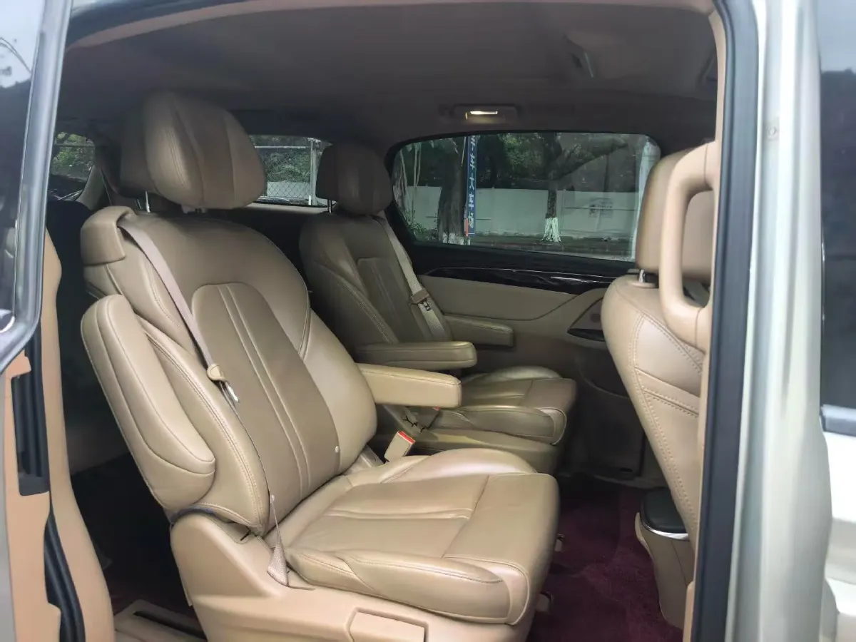 2018 Buick GL8 2.0T 260HP L4 6AT,autocango,china used car exporter,china ev exporter,chinese used car exporter,chinese used ev exporter