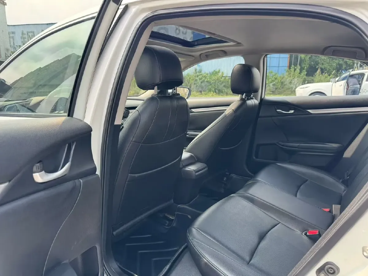 2019 Honda Civic 1.5T 177HP L4 CVT,autocango,china used car exporter,china ev exporter,chinese used car exporter,chinese used ev exporter