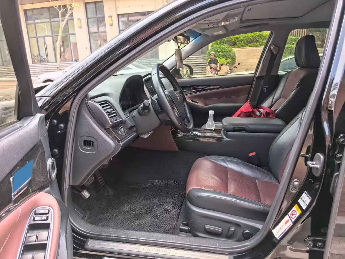 2018 Toyota Highlander 2.0T 220HP L4 6AT,autocango,china used car exporter,china ev exporter,chinese used car exporter,chinese used ev exporter