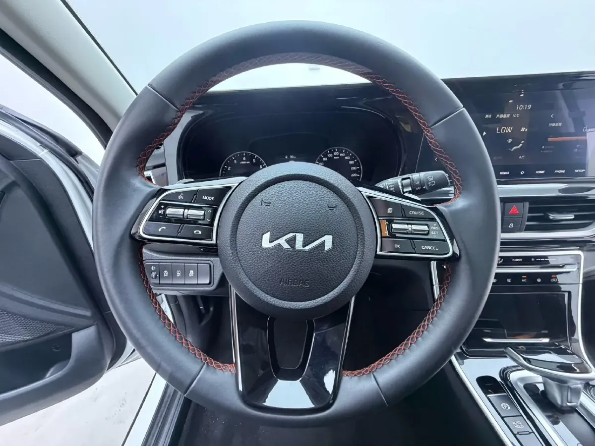 2021 Kia KX3 1.5L 115HP L4 CVT,autocango,china used car exporter,china ev exporter,chinese used car exporter,chinese used ev exporter