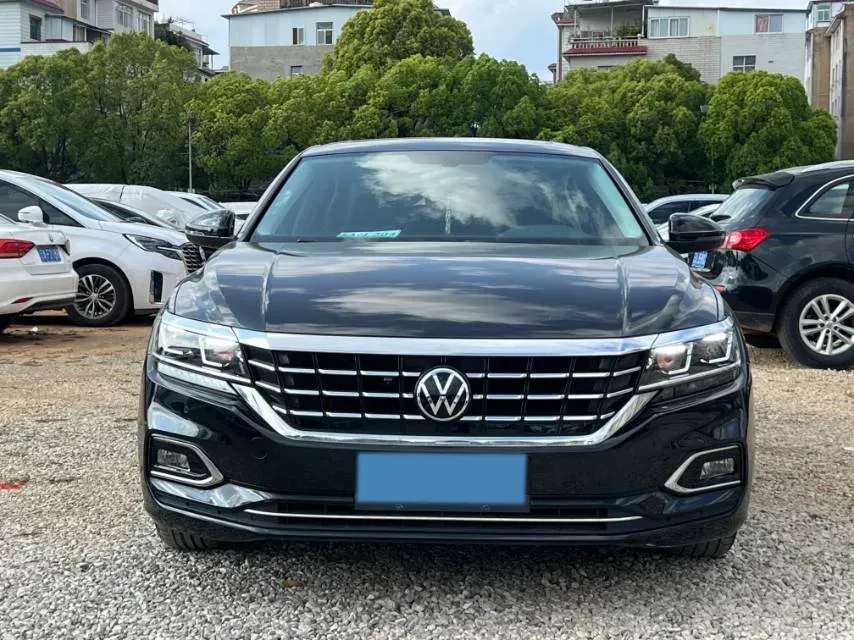 2019 Volvo V40 1.5T 152HP L4 6AT,autocango,china used car exporter,china ev exporter,chinese used car exporter,chinese used ev exporter