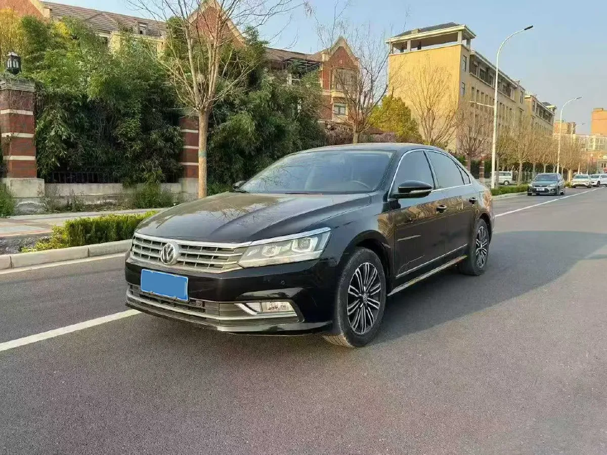 2017 Volkswagen Passat 1.8T 180HP L4 7DCT,autocango,china used car exporter,china ev exporter,chinese used car exporter,chinese used ev exporter