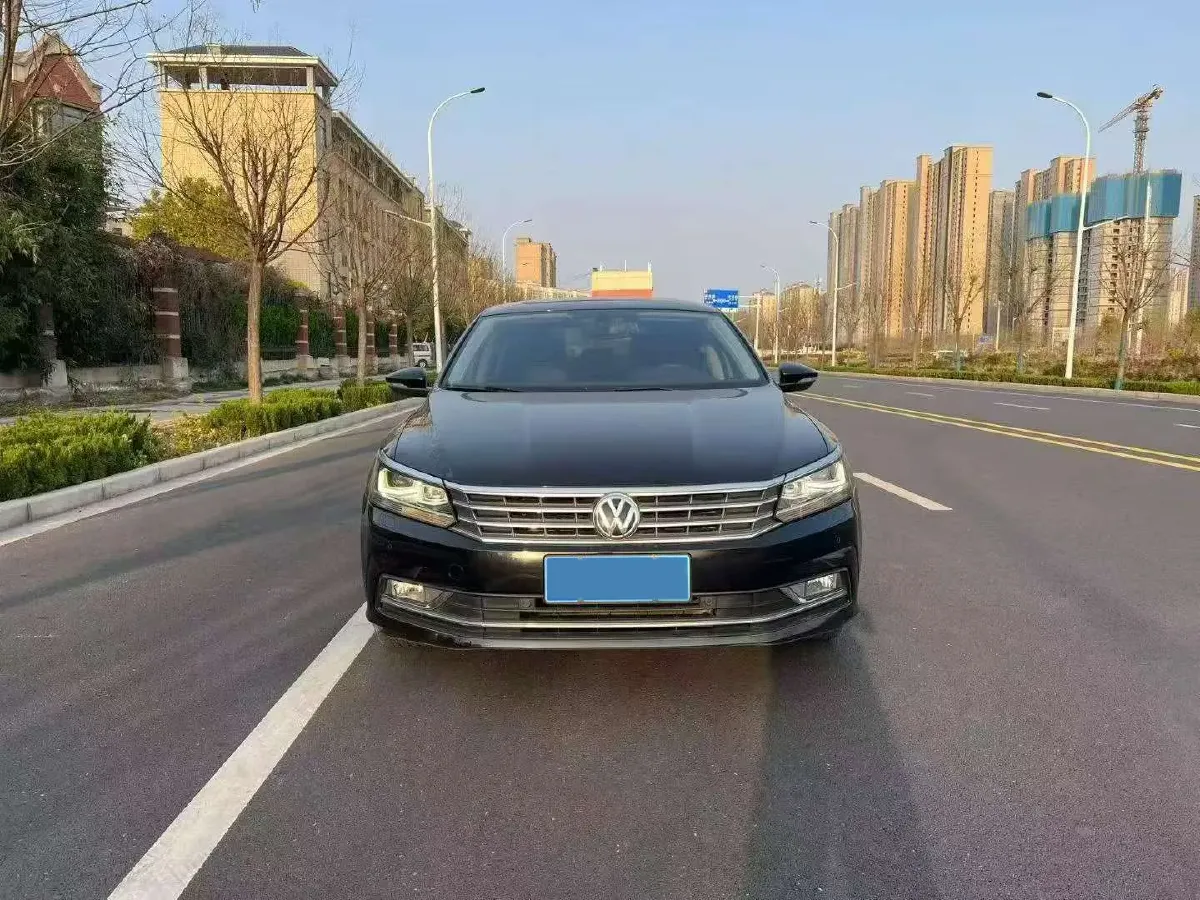 2017 Volkswagen Passat 1.8T 180HP L4 7DCT,autocango,china used car exporter,china ev exporter,chinese used car exporter,chinese used ev exporter