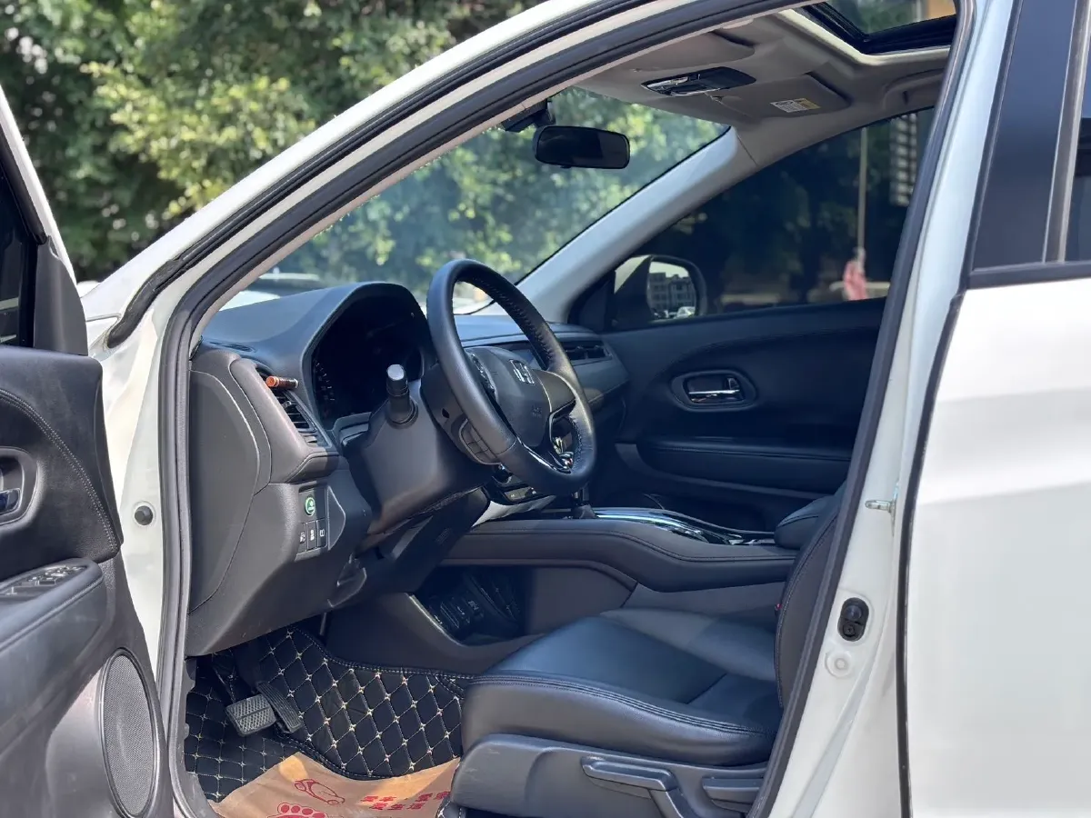 2020 Honda Vezel 1.5L 131HP L4 CVT,autocango,china used car exporter,china ev exporter,chinese used car exporter,chinese used ev exporter