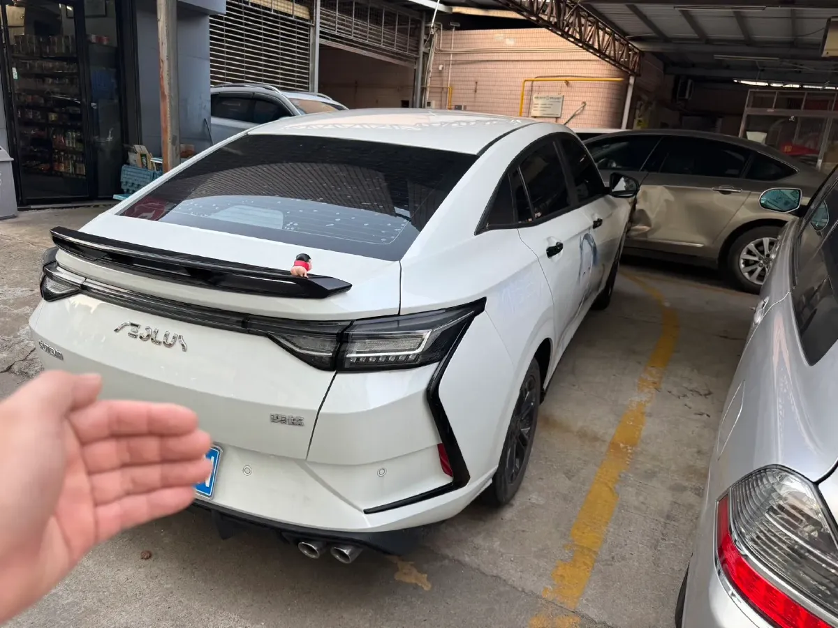 2023 DongFeng Aeolus YiXuan 1.5L 125HP L4 6DCT,autocango,china used car exporter,china ev exporter,chinese used car exporter,chinese used ev exporter